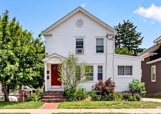 143 Myrtle Street, Melrose, MA 02176