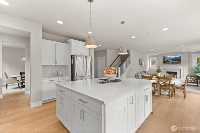 8815 NE 204th Street, Bothell, WA 98011