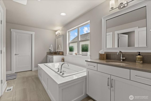 8815 NE 204th Street, Bothell, WA 98011