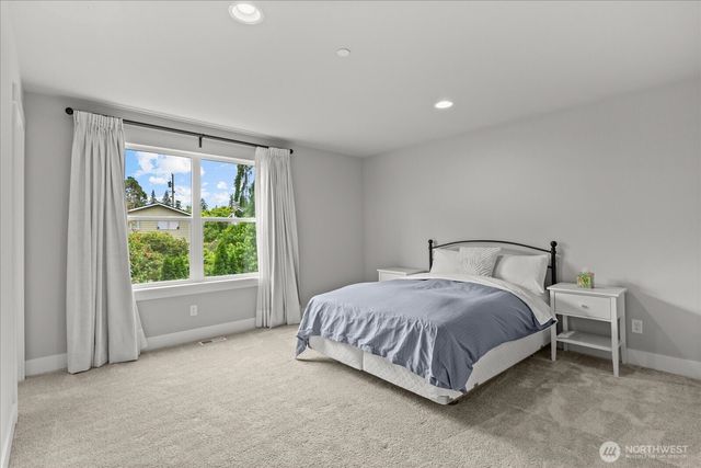 8815 NE 204th Street, Bothell, WA 98011