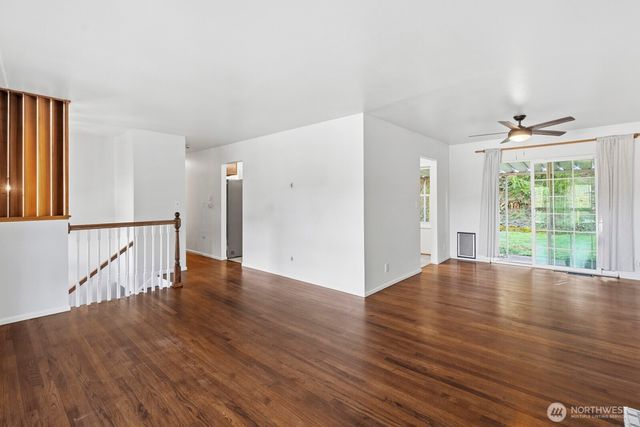 6215 Maple View Drive, Bremerton, WA 98312