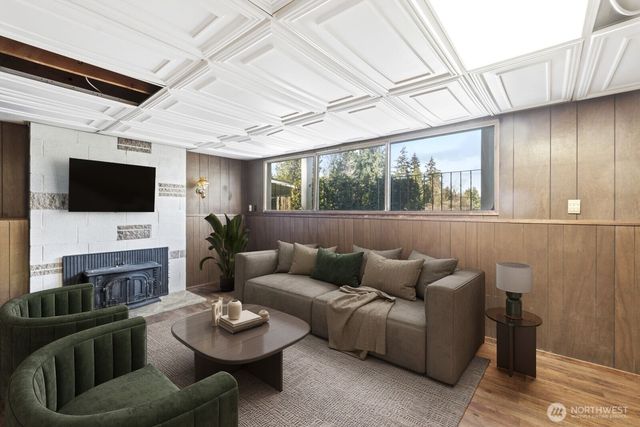 6215 Maple View Drive, Bremerton, WA 98312