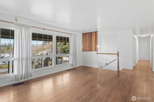 6215 Maple View Drive, Bremerton, WA 98312