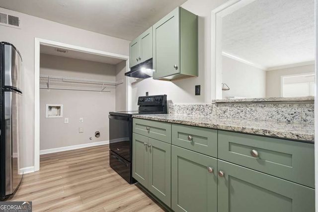 702 Augusta Drive SE, Marietta, GA 30067