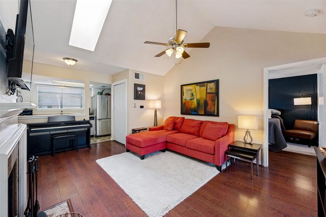 6220 Bentwood Trail 606, Dallas, TX 75252