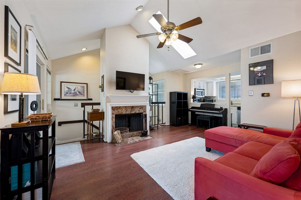 6220 Bentwood Trail 606, Dallas, TX 75252