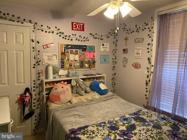 1026 SCOTT ST, Kulpmont, PA 17834