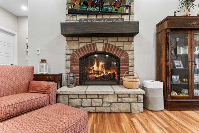 1346 Mundys Landing Road, Versailles, KY 40383