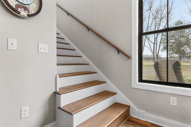 1346 Mundys Landing Road, Versailles, KY 40383