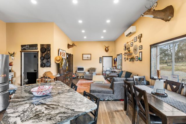 1346 Mundys Landing Road, Versailles, KY 40383