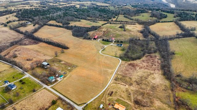 1346 Mundys Landing Road, Versailles, KY 40383