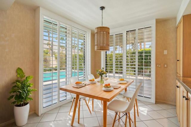 1540 E Sierra Way, Palm Springs, CA 92264