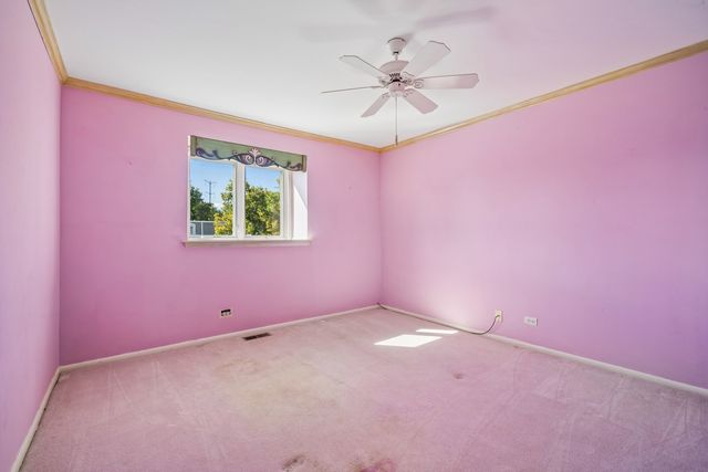 1466 Concorde Circle, Highland Park, IL 60035