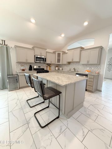 309 SAMUEL VISTA Street, El Paso, TX 79928