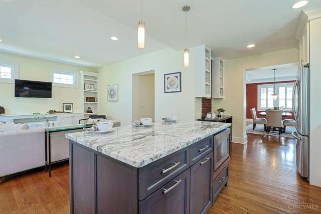 3004 Springer Avenue, Cincinnati, OH 45208