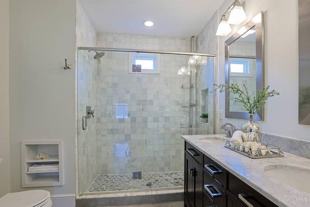 3004 Springer Avenue, Cincinnati, OH 45208