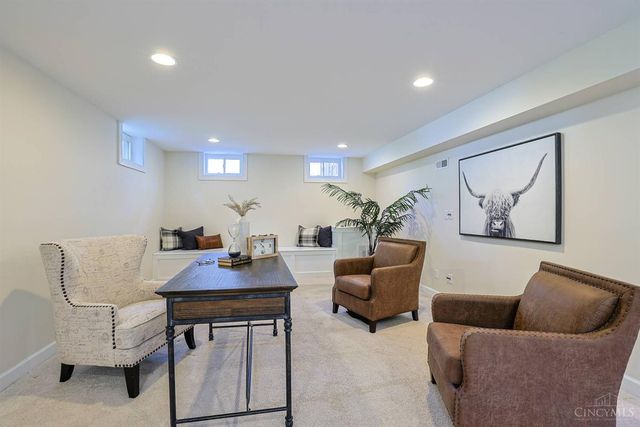3004 Springer Avenue, Cincinnati, OH 45208