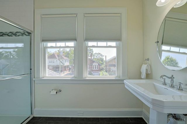 3004 Springer Avenue, Cincinnati, OH 45208