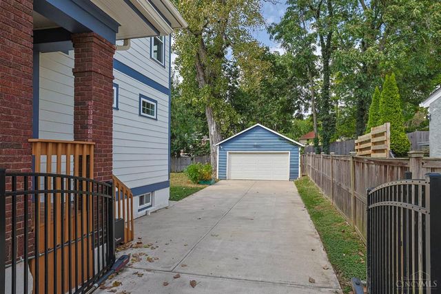 3004 Springer Avenue, Cincinnati, OH 45208