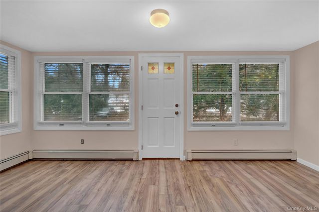 11 Island Road, Sound Beach, NY 11789