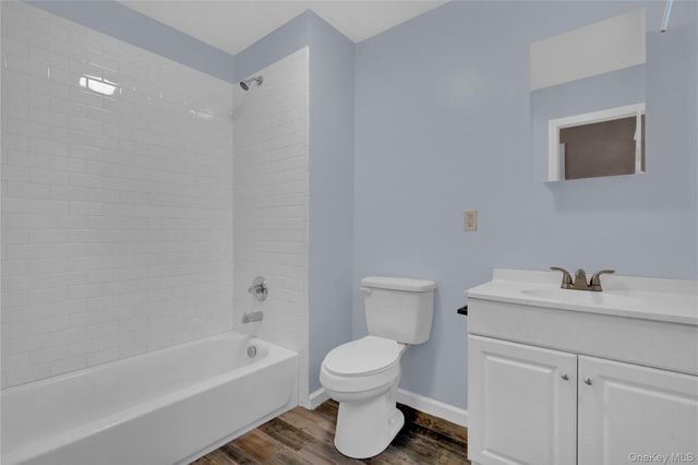 11 Island Road, Sound Beach, NY 11789