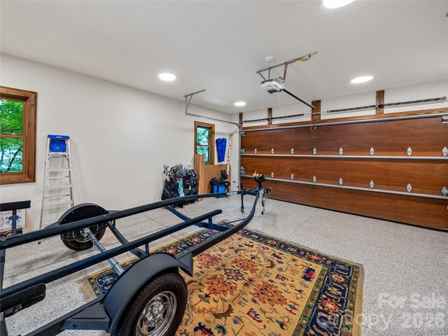 64 Bee Tree Way, Lake Toxaway, NC 28747