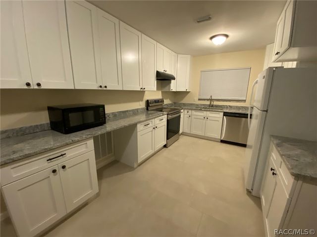 9009 S Zanmar Drive, Floral City, FL 34436