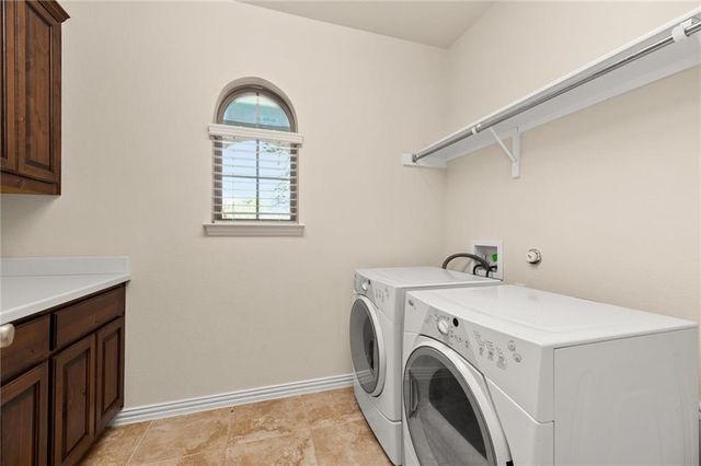 410 Catalina LN, Austin, TX 78737