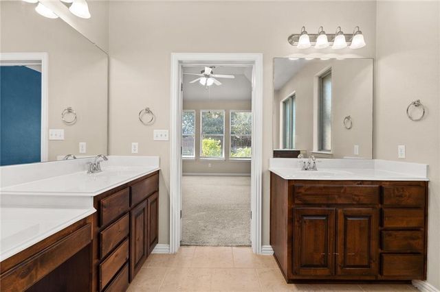 410 Catalina LN, Austin, TX 78737