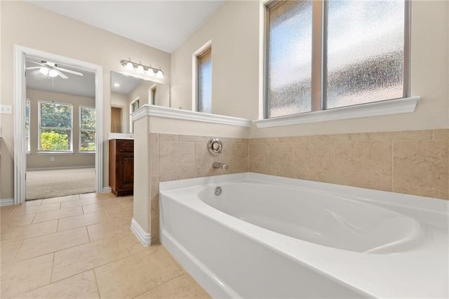 410 Catalina LN, Austin, TX 78737