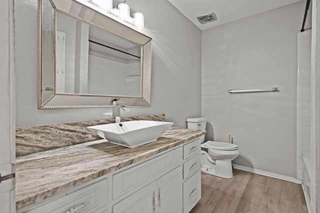 105 Kent Drive, Pittsburg, TX 75686