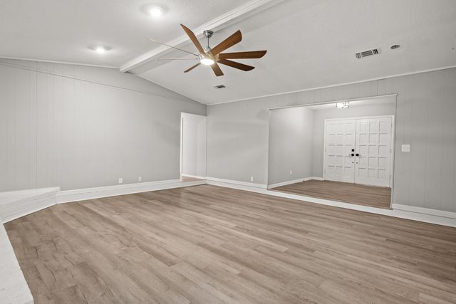 105 Kent Drive, Pittsburg, TX 75686