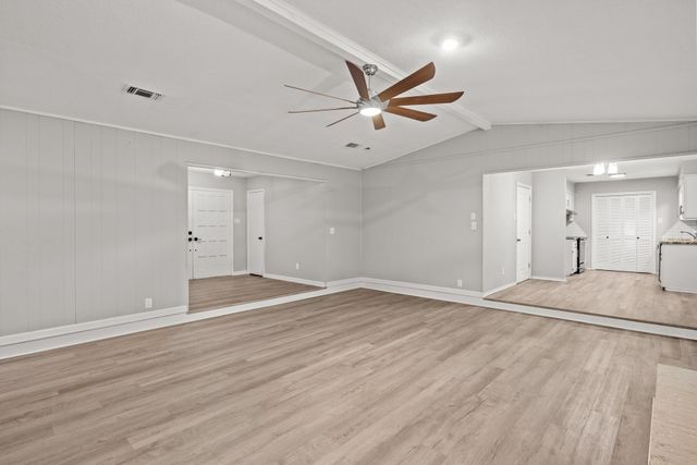 105 Kent Drive, Pittsburg, TX 75686