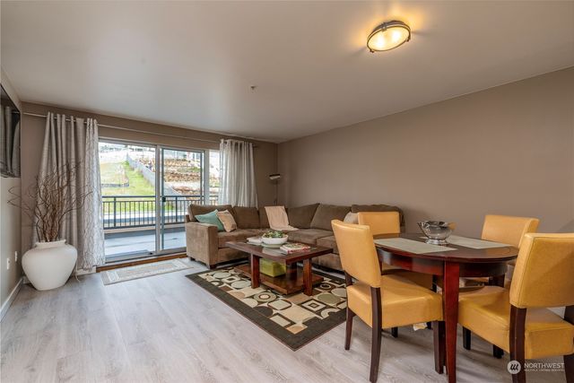 321 10th Avenue S #616, Seattle, WA 98104