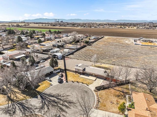 27313 Habana Rd, Pueblo, CO 81006