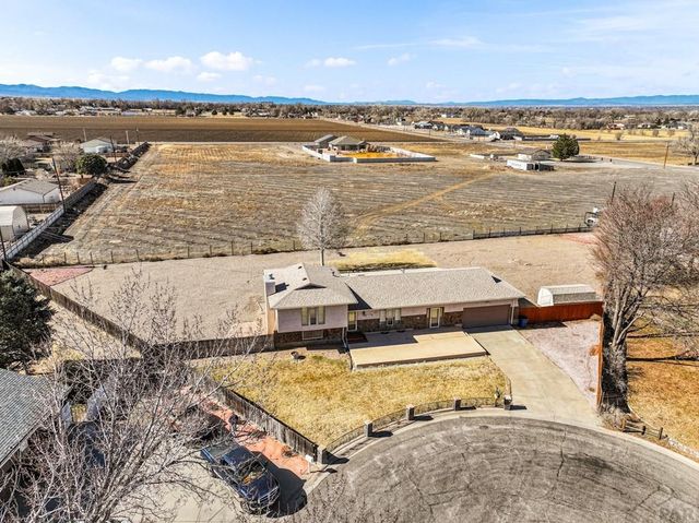 27313 Habana Rd, Pueblo, CO 81006