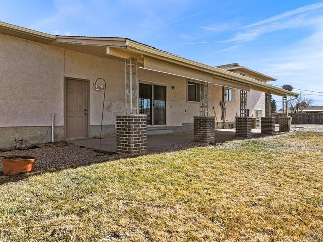27313 Habana Rd, Pueblo, CO 81006