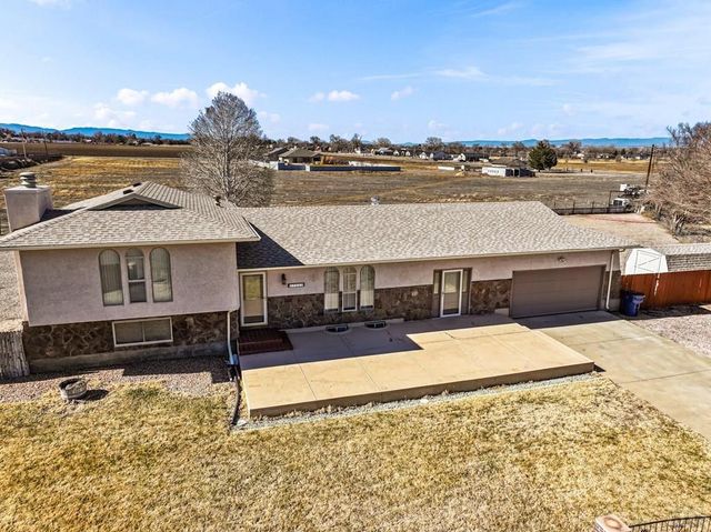 27313 Habana Rd, Pueblo, CO 81006