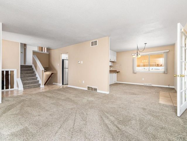 27313 Habana Rd, Pueblo, CO 81006