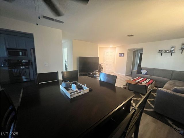 1400 Jamielinn Lane 102, Las Vegas, NV 89110