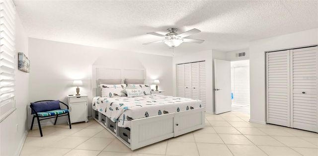 1848 SHORE DRIVE S 402, South Pasadena, FL 33707