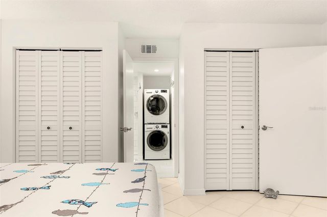 1848 SHORE DRIVE S 402, South Pasadena, FL 33707