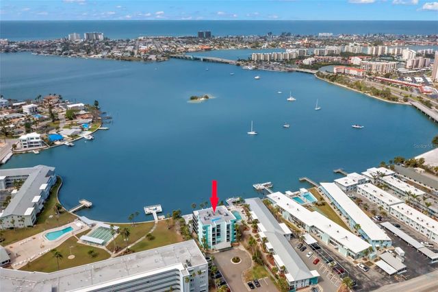 1848 SHORE DRIVE S 402, South Pasadena, FL 33707