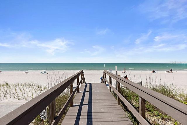 1848 SHORE DRIVE S 402, South Pasadena, FL 33707