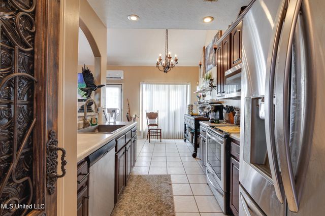 192 Southbrook Drive, Byhalia, MS 38611