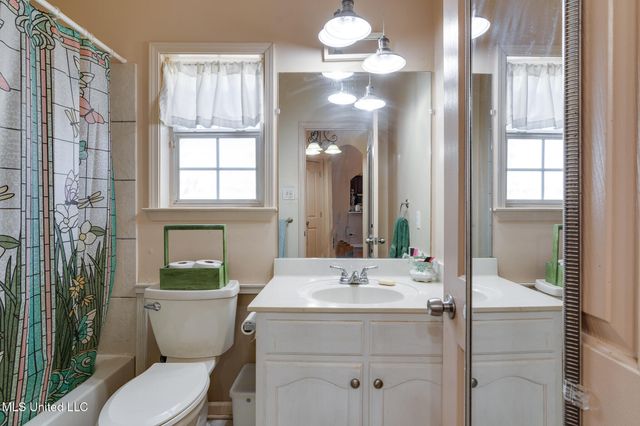 192 Southbrook Drive, Byhalia, MS 38611