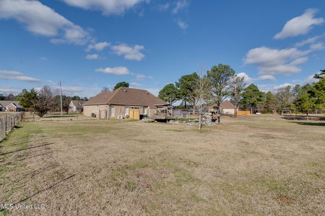 192 Southbrook Drive, Byhalia, MS 38611