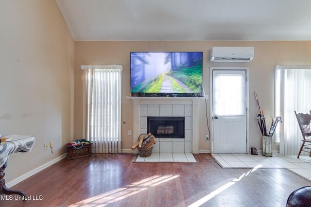 192 Southbrook Drive, Byhalia, MS 38611