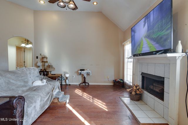 192 Southbrook Drive, Byhalia, MS 38611