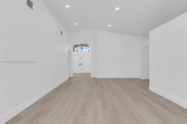 16333 SW 68th Ter, Miami, FL 33193